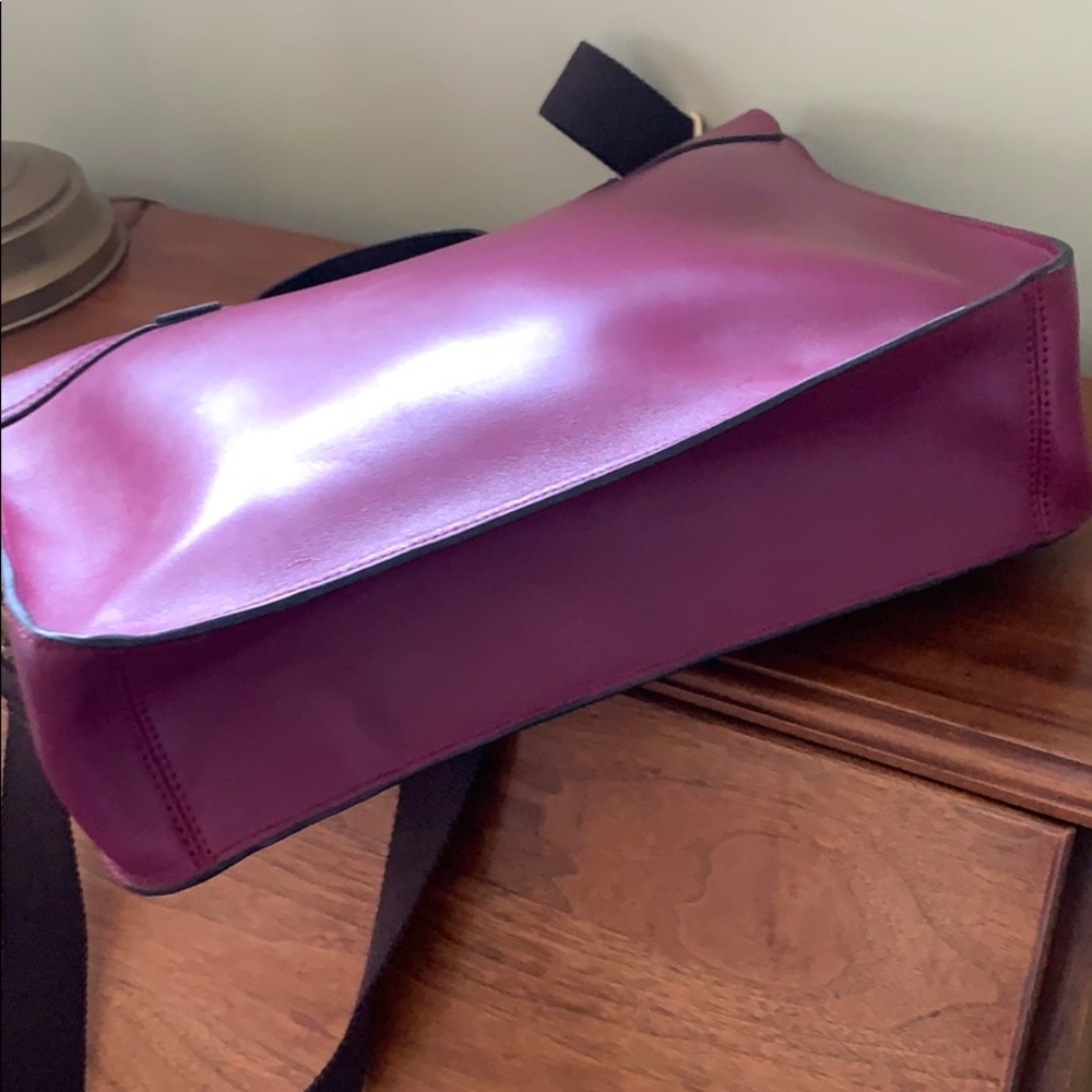 Sale Ends Midnight‼️ Ted Baker Purple & Dark Brown Laptop Satchel - Picture 3 of 7
